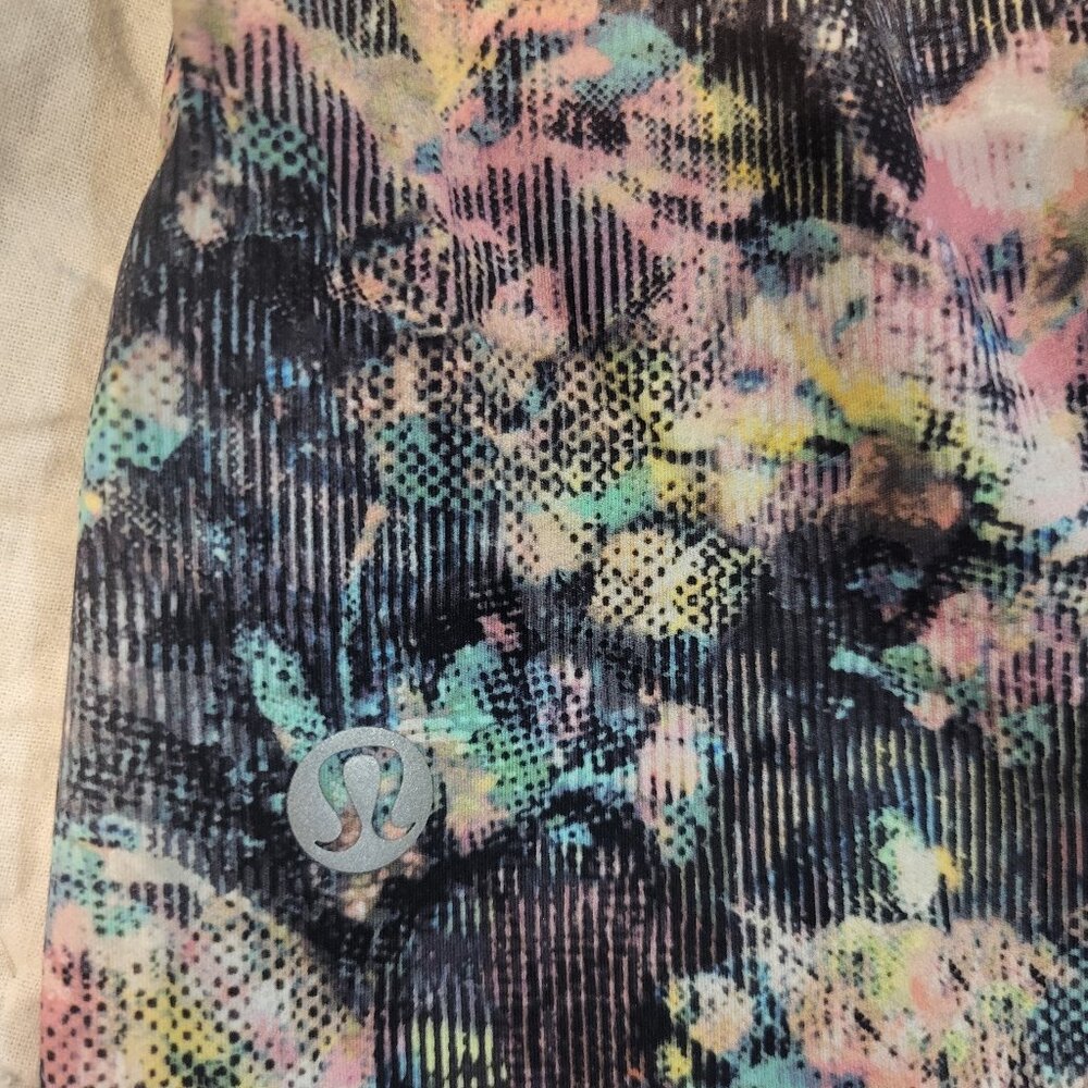 Lululemon Capri pants